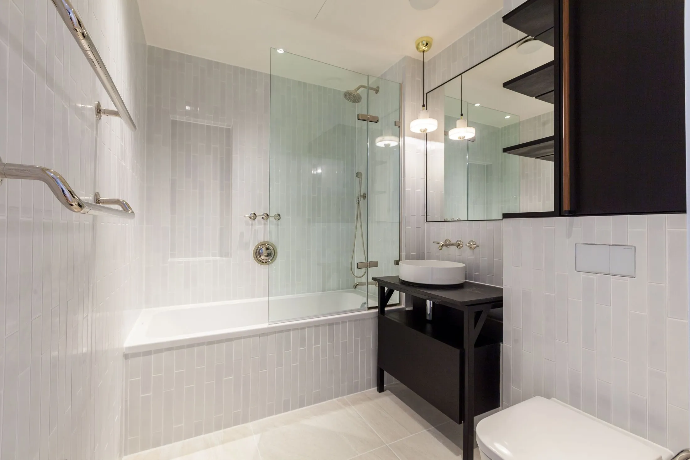 Flat Long Street in Greater London