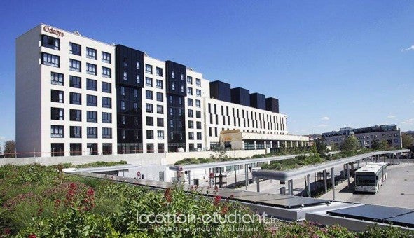 Flat Avenue Victor Hugo in Rueil-Malmaison