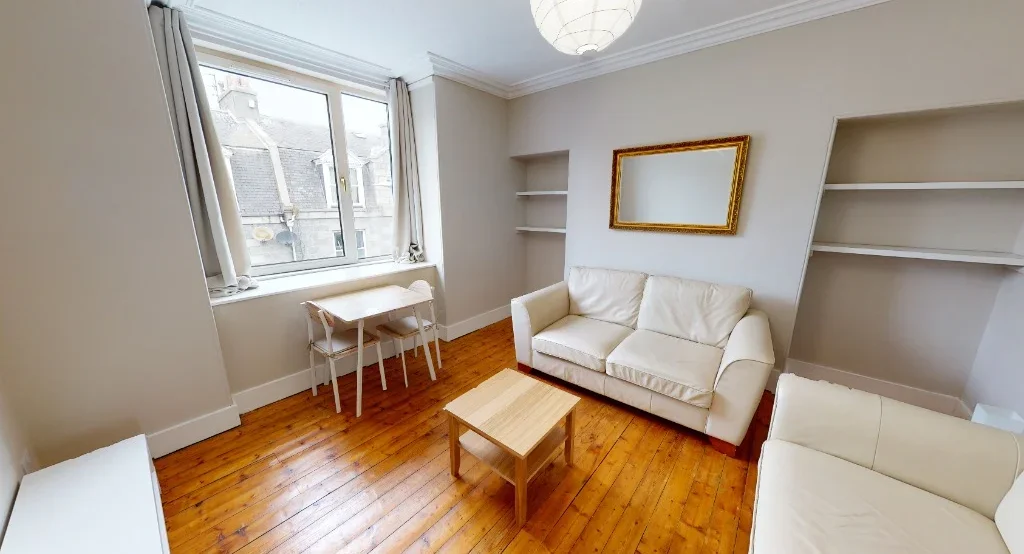Flat Wallfield Crescent in Aberdeen City