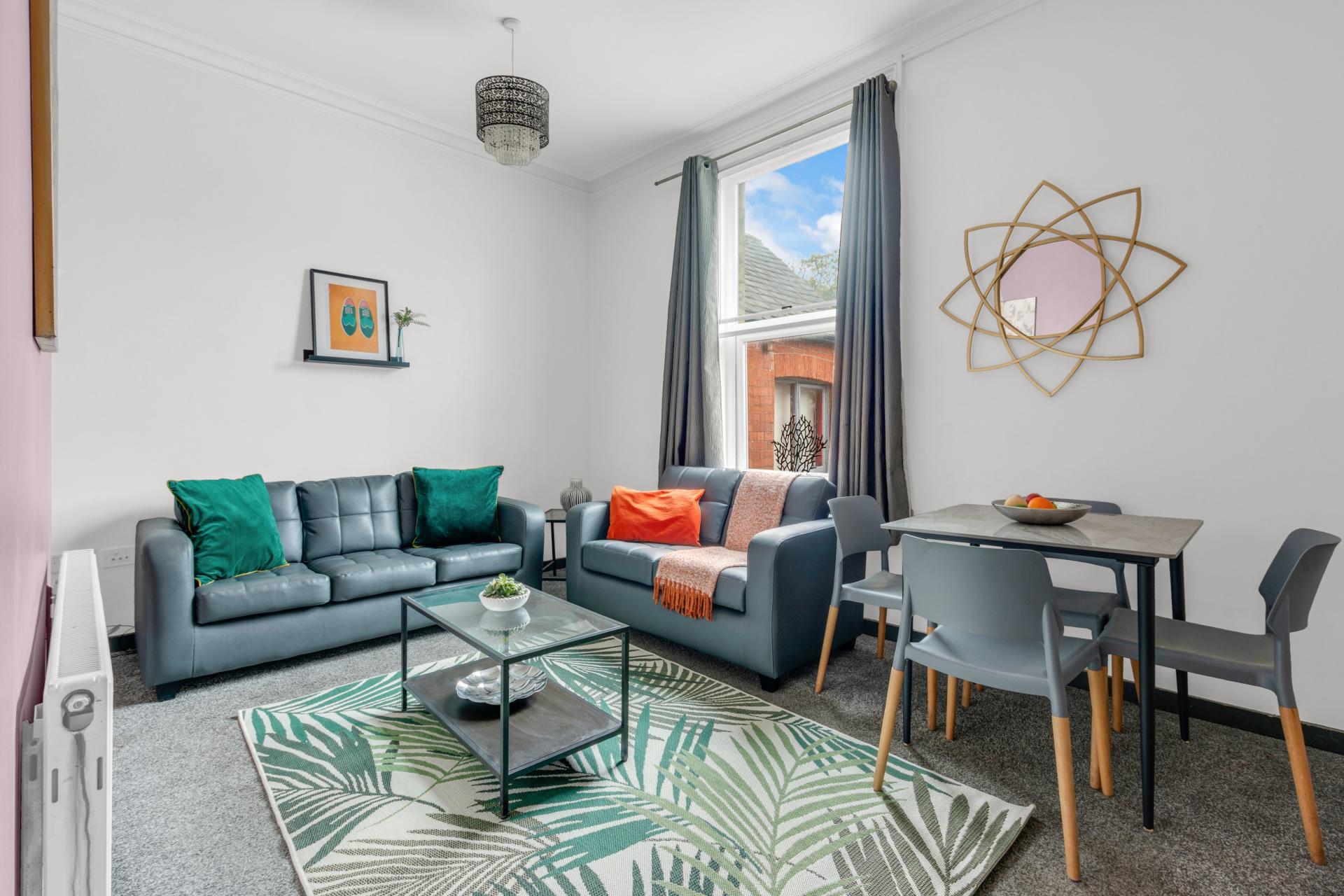 Flat Otley Road in Leeds