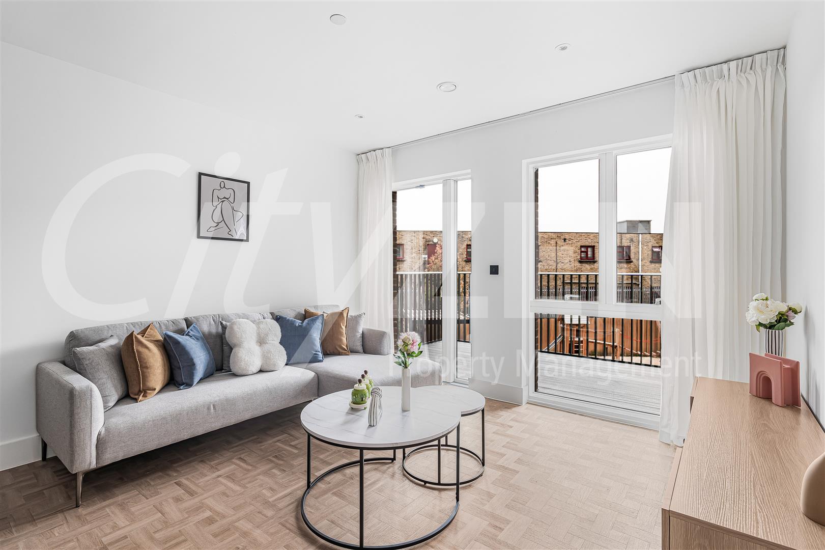 Flat Saint John's Hill in Greater London