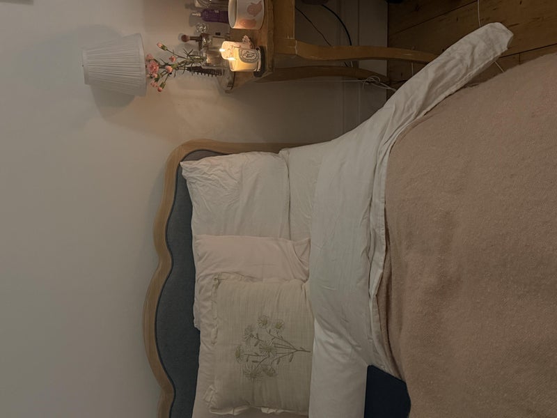 Room Crescent Grove in Greater London