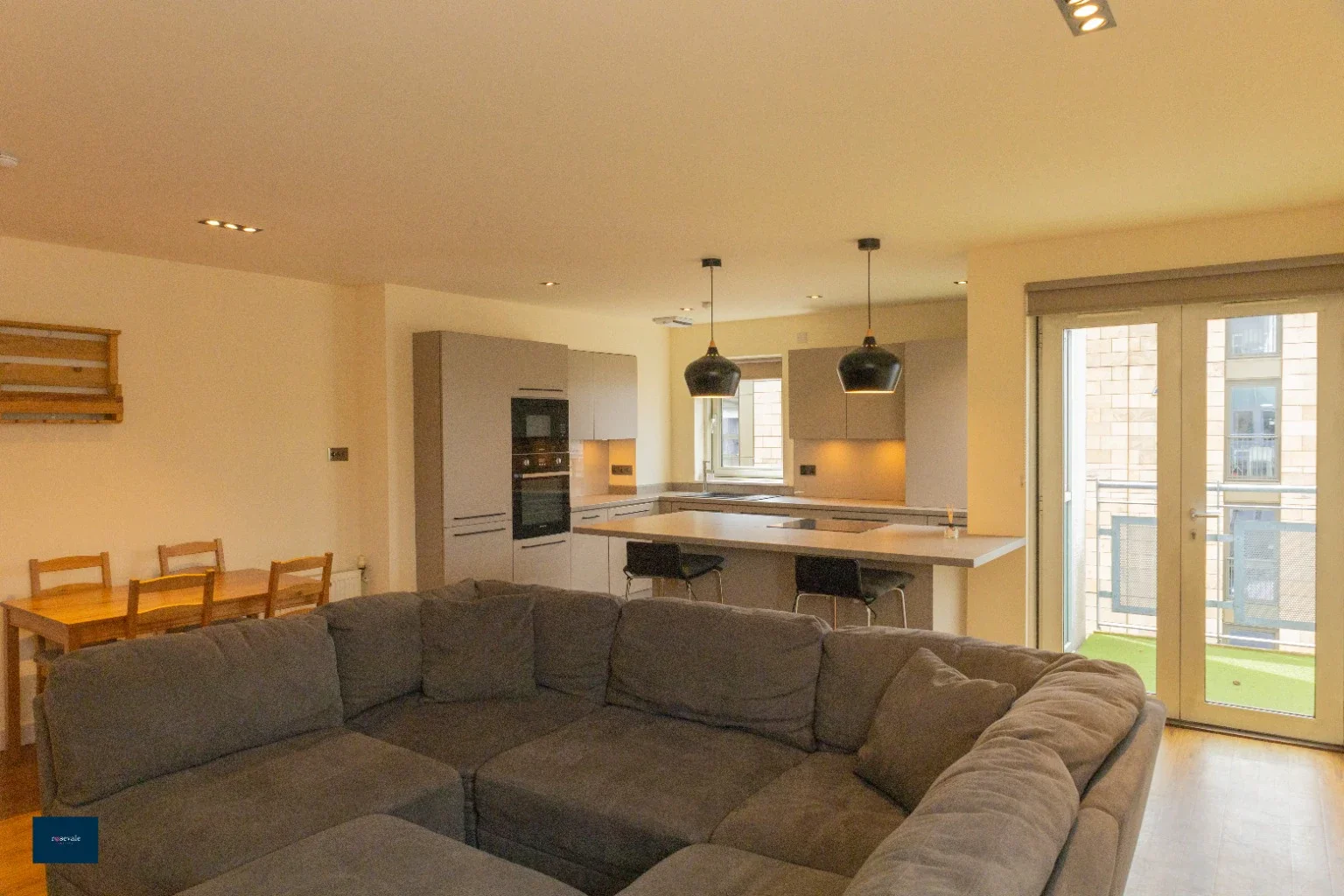 Flat Dunblane Street in Glasgow