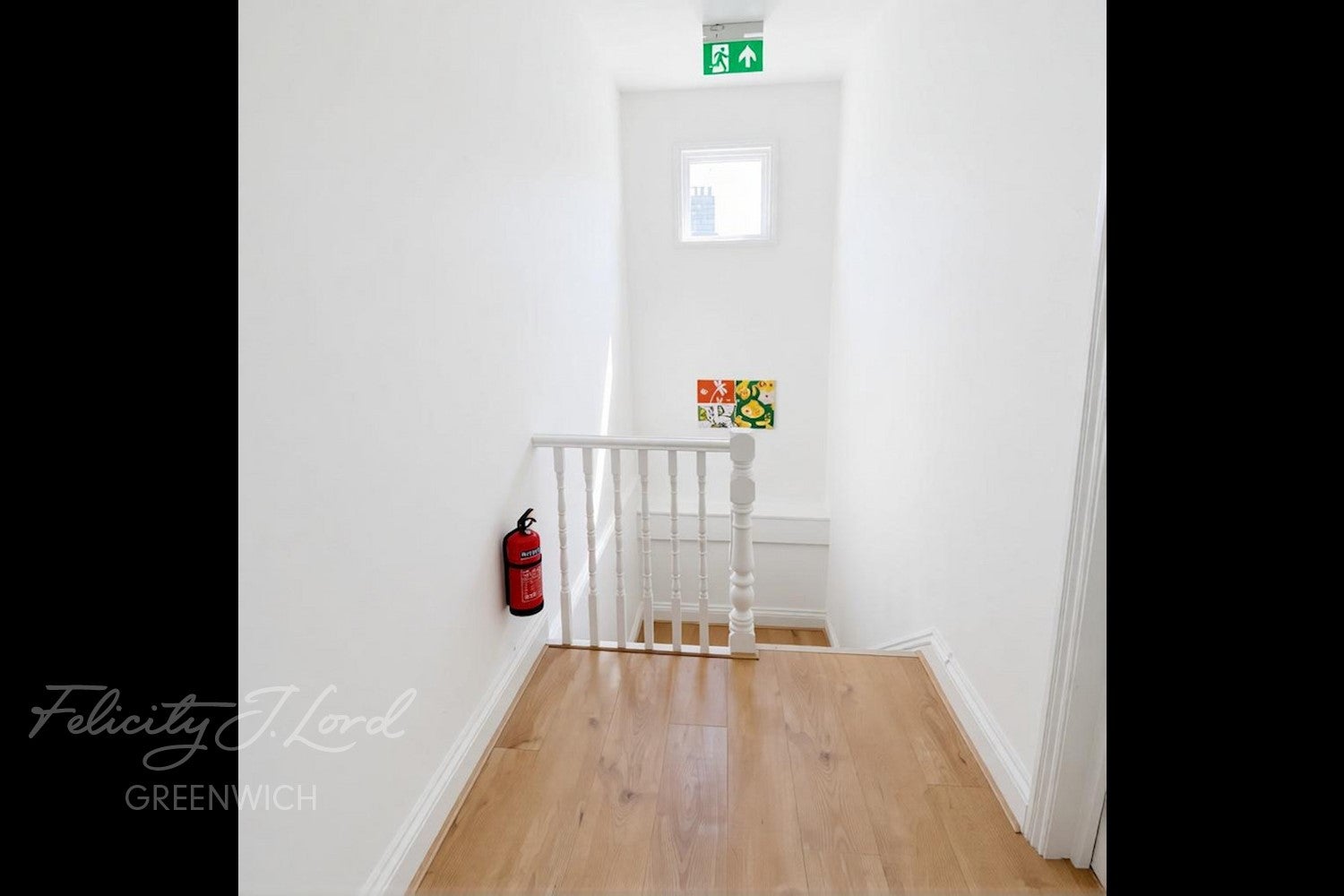 Room Floyd Road in Greater London