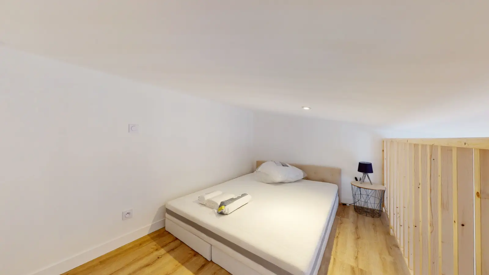 Room Rue Jean Julien Lemordant in Nantes