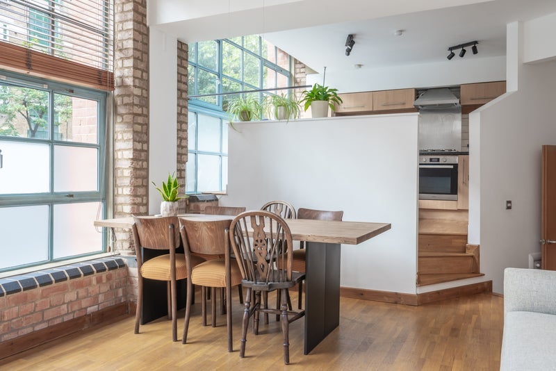 Flat Boss Street in Greater London