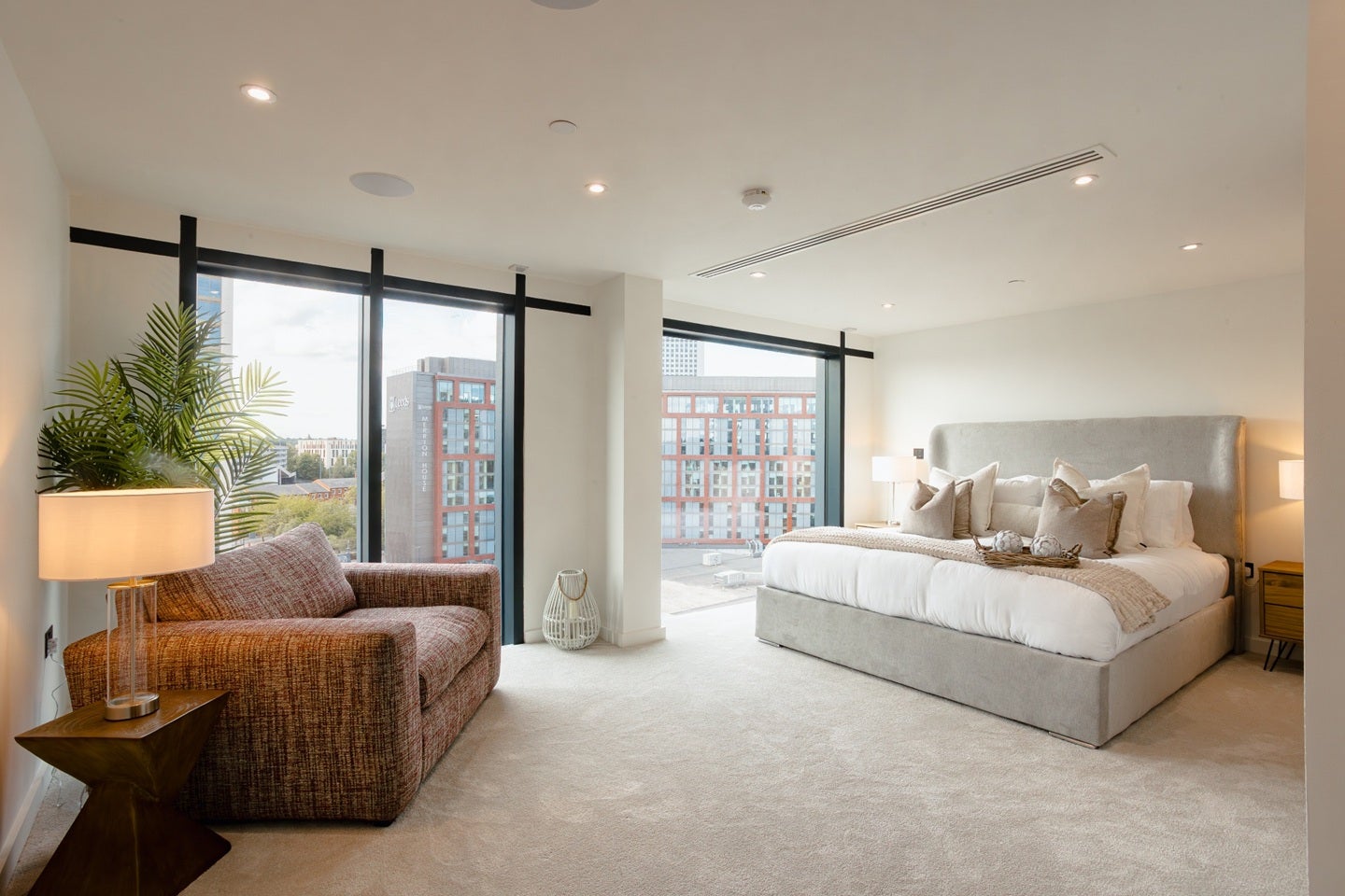 Flat Great George Street in Leeds