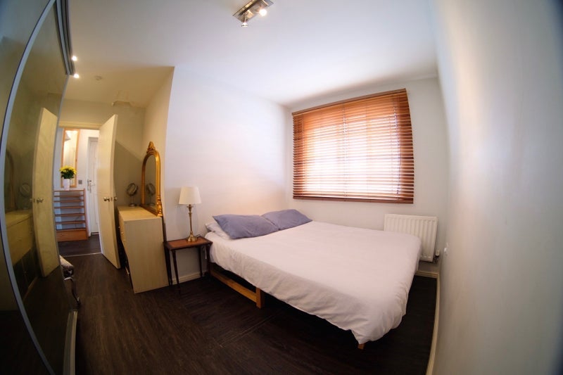 Room Mare Street in Greater London