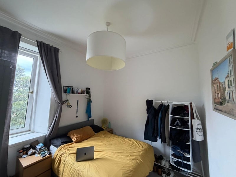 Room Albert Street in City of Edinburgh