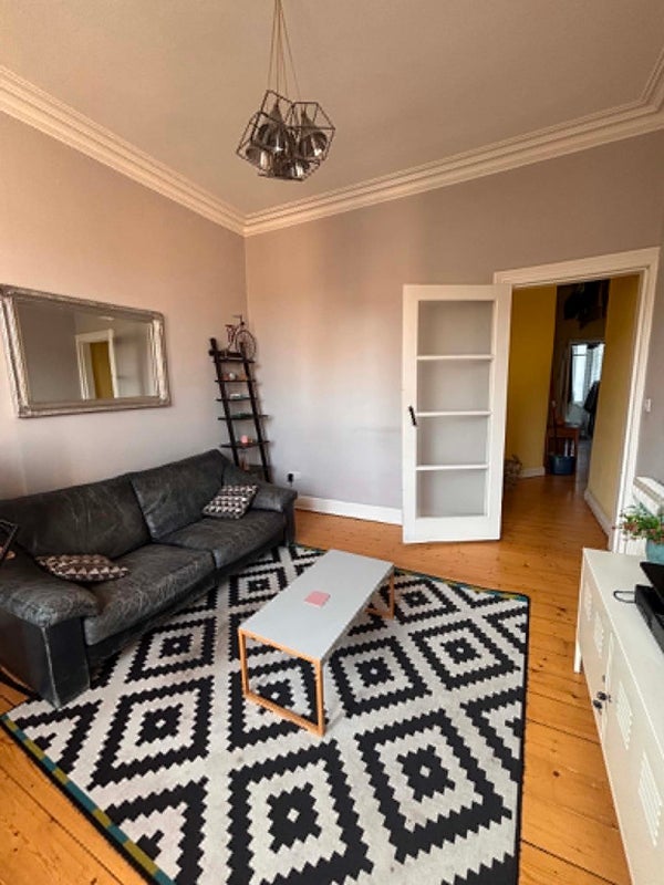 Room Albert Street in City of Edinburgh
