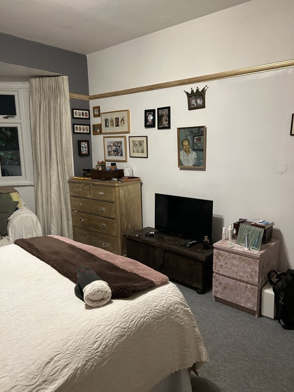 Room Burlington Lane in Greater London