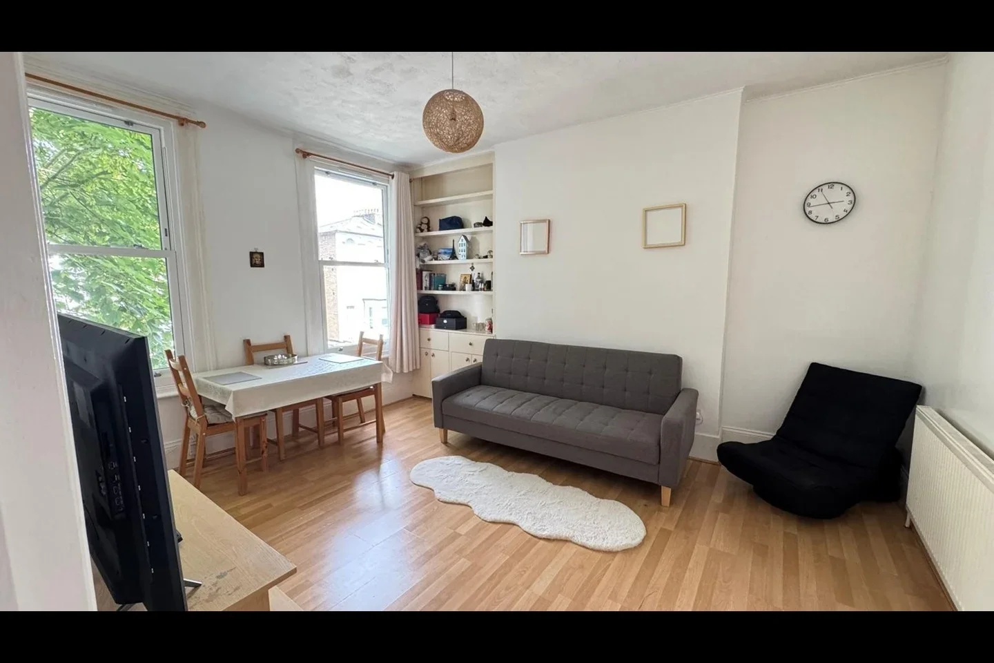 Flat Windsor Road in Greater London