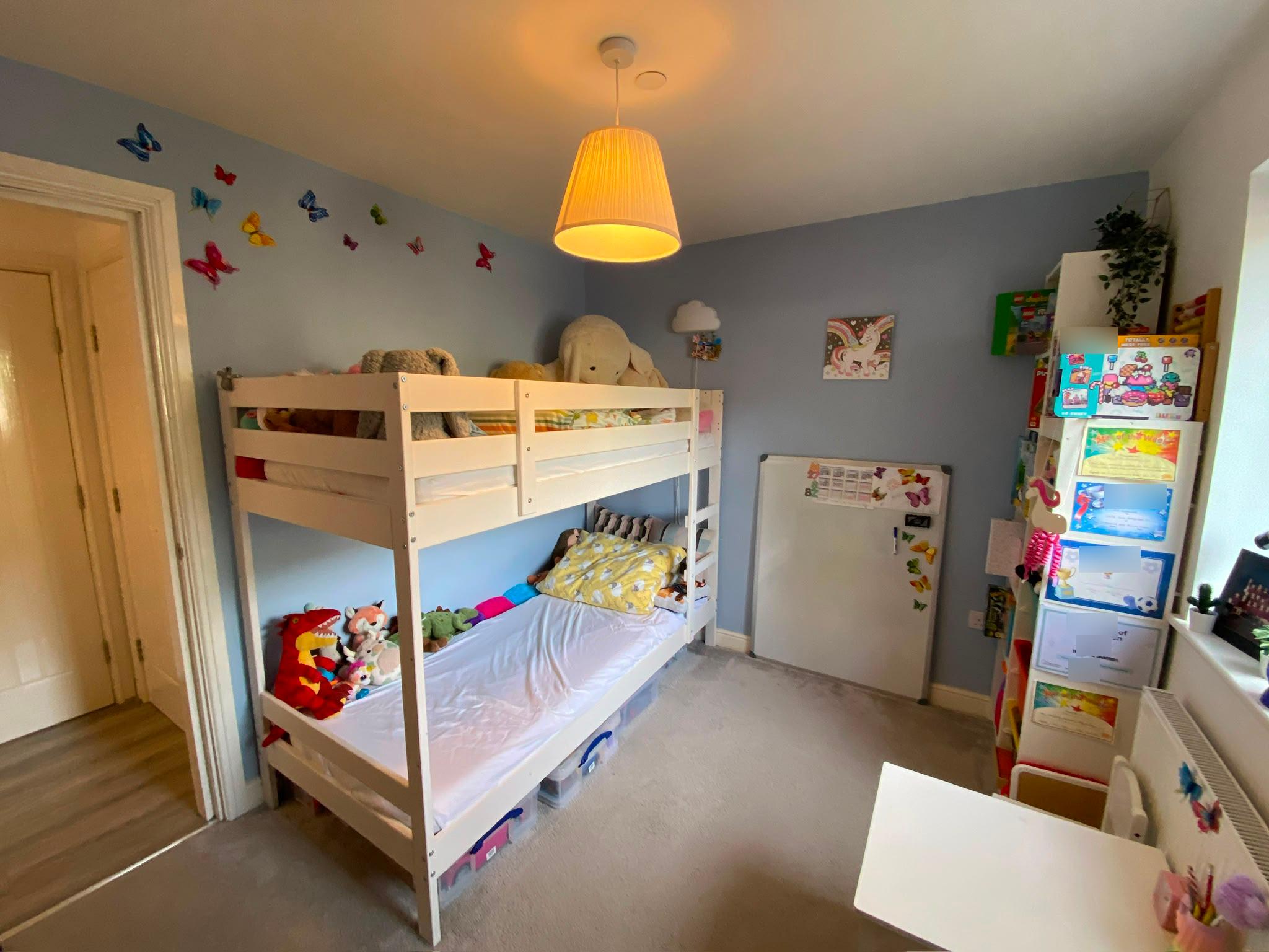 Flat Farrier Close in Salford