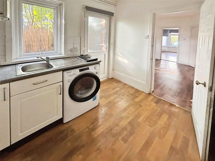 Flat King Edward Avenue in Southampton