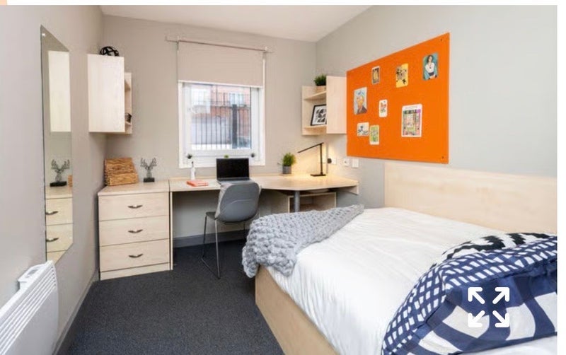 Room Boston Street in Sheffield