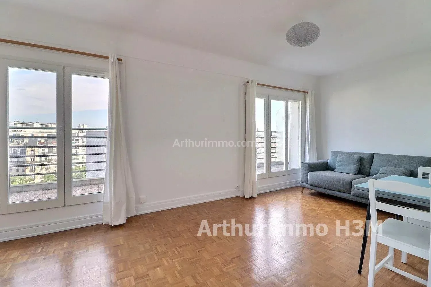 Appartement Rue Saint-Denis à Paris