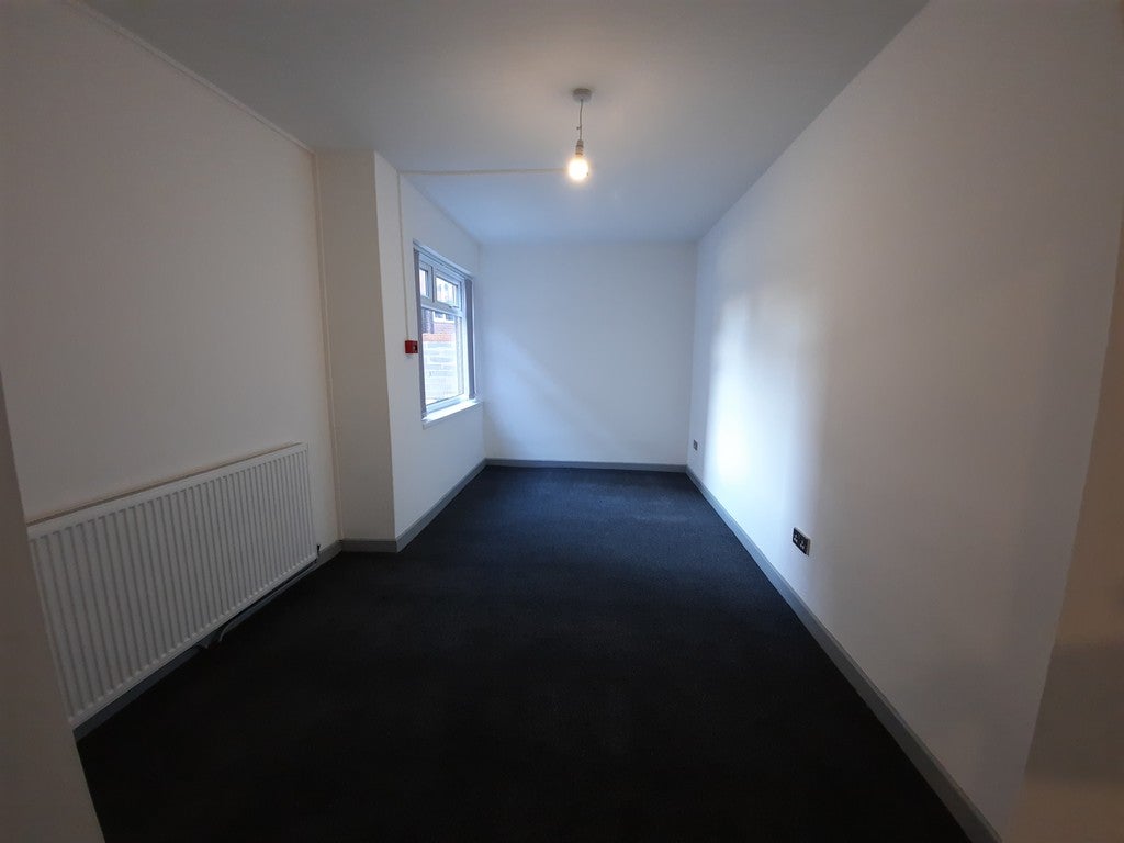 Flat Windsor Road in Doncaster