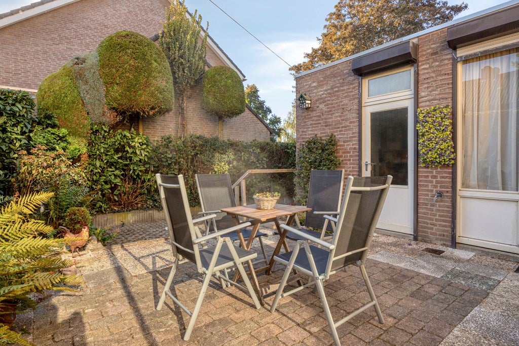 Twee-onder-één-kap te koop: Rogneurdonk 2, Maastricht