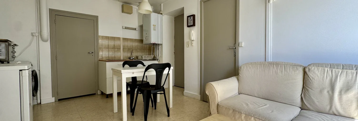 Flat Place Hippolyte Renoux in Clermont-Ferrand