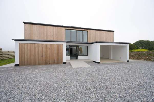 House B3285 in Perrancoombe