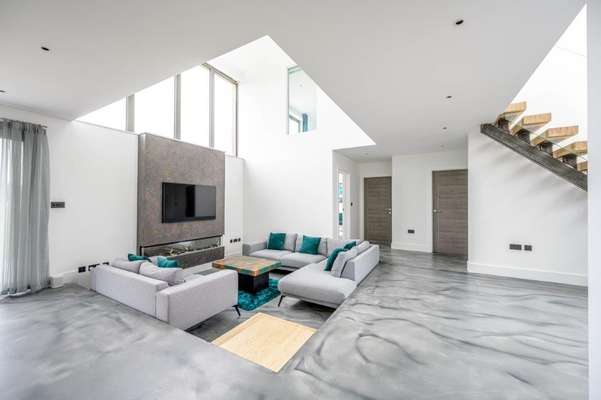 House B3285 in Perrancoombe
