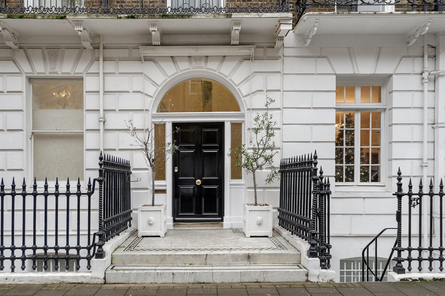 House Devonshire Place in City of Westminster
