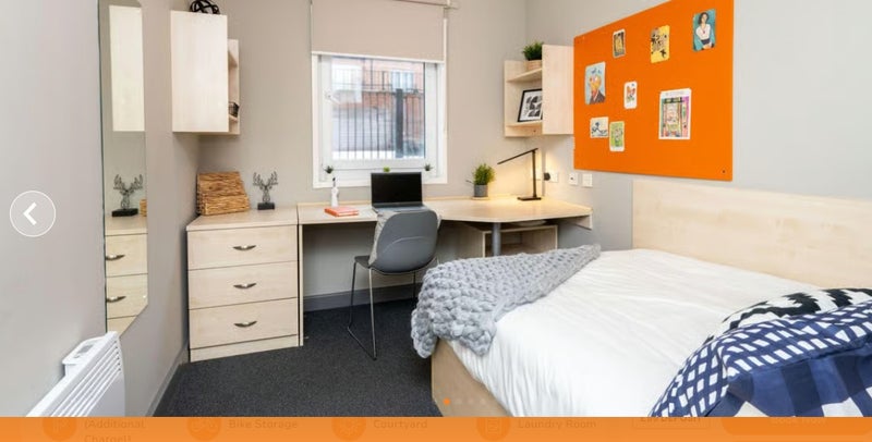 Room Sheldon Street in Sheffield