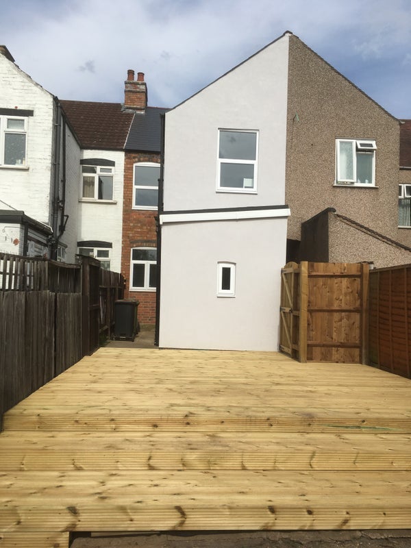 Room Park Road in Nuneaton and Bedworth