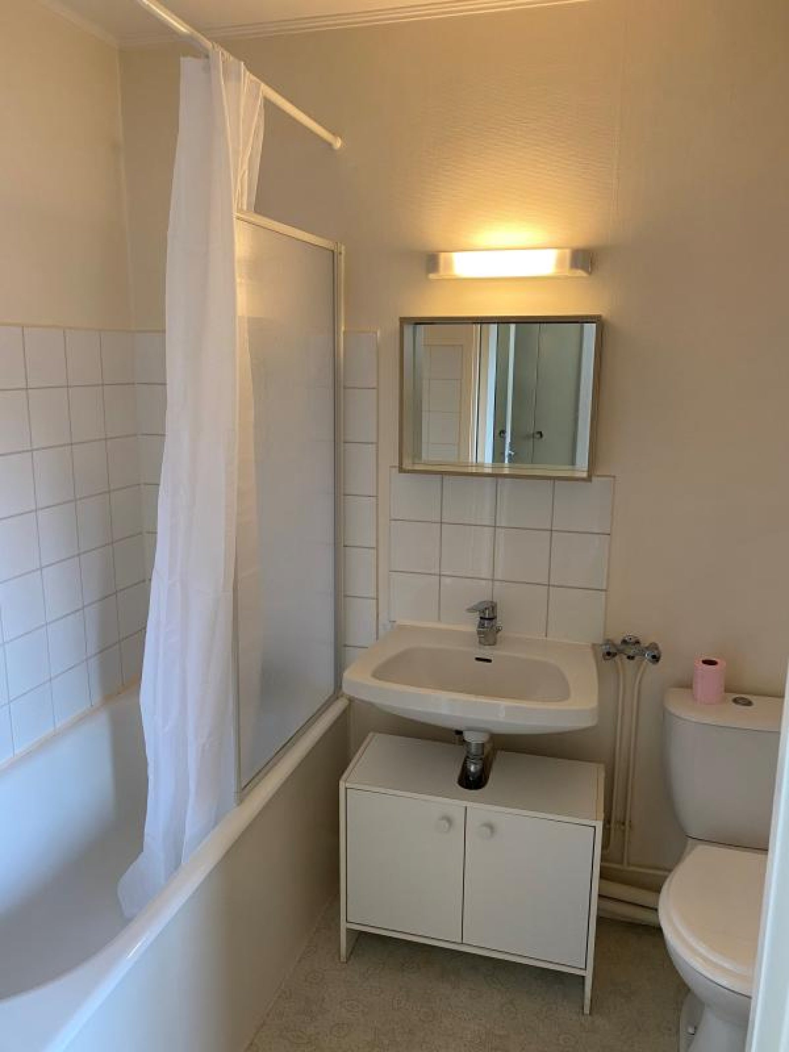 Flat Rue Deurbroucq in Nantes