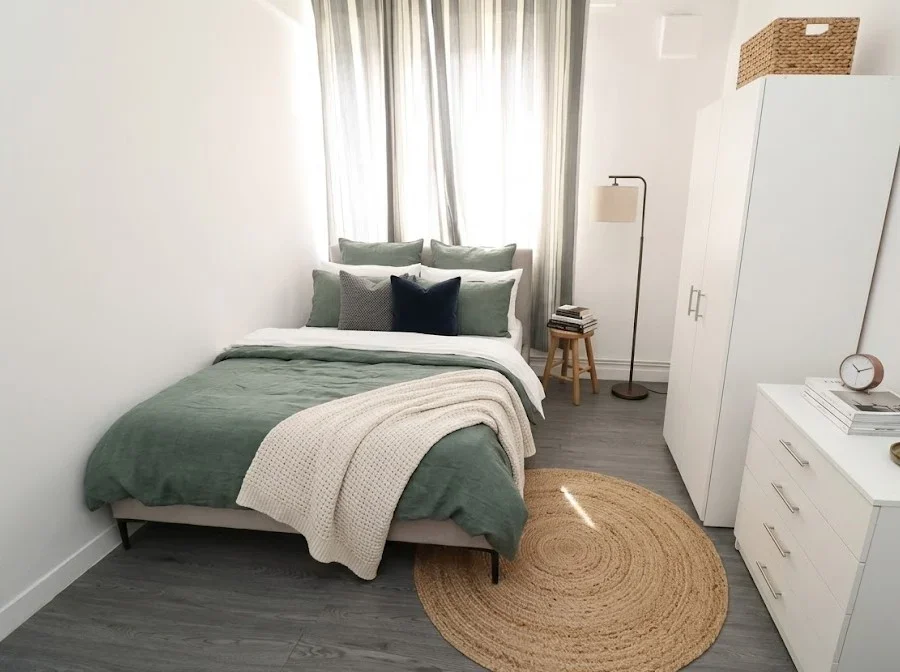 Room Darling Row in Greater London