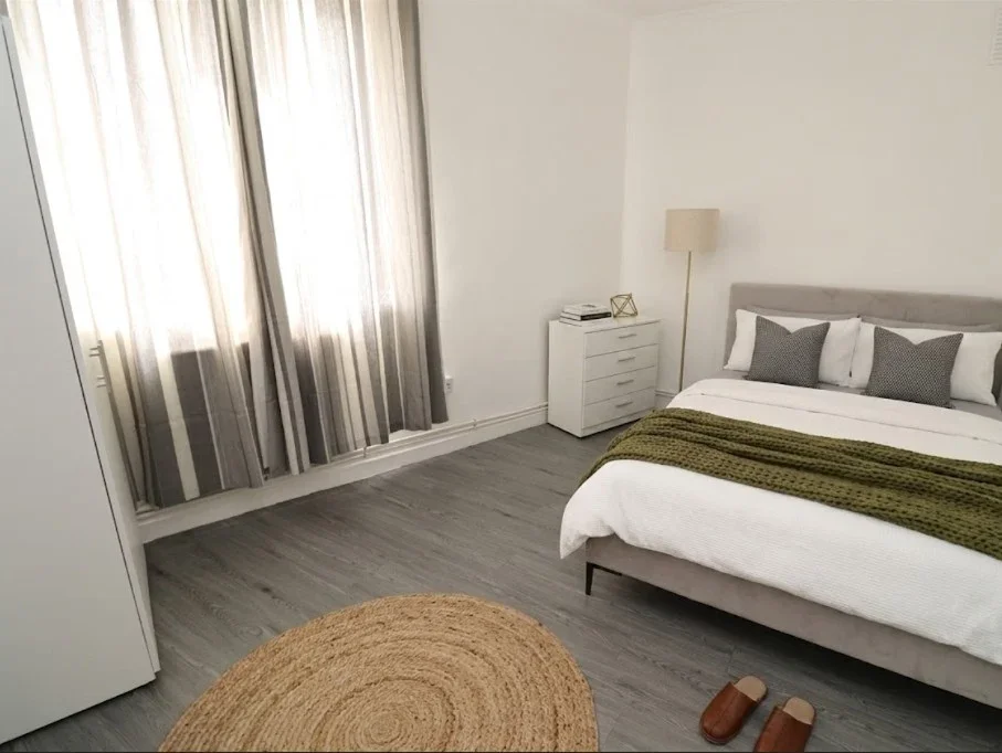 Room Darling Row in Greater London