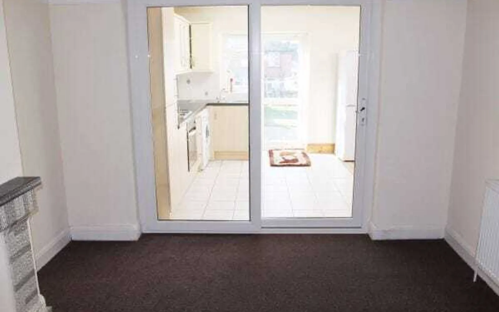 Room Ballogie Avenue in Greater London