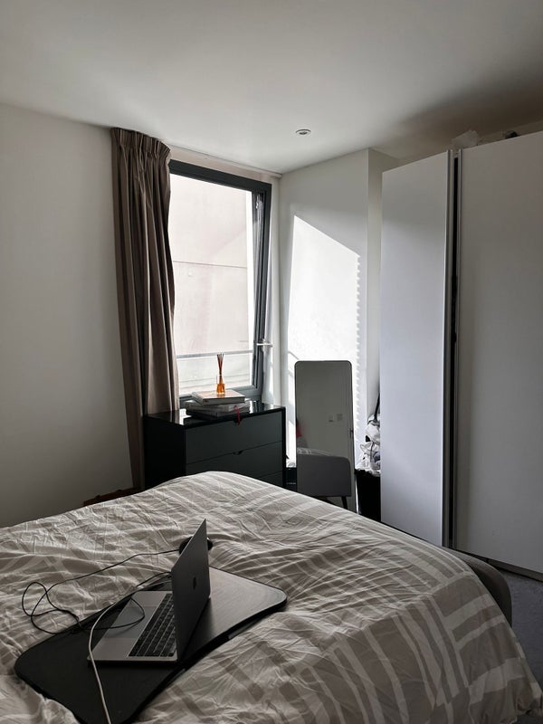 Room Victory Parade in Greater London