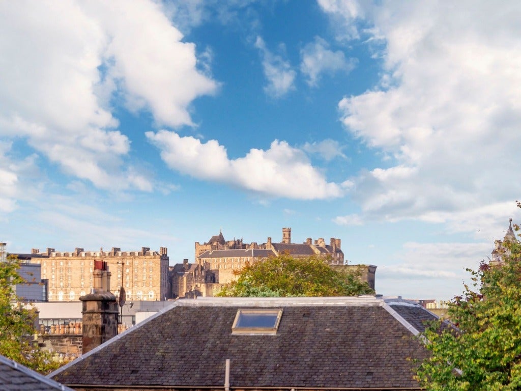 Flat Merchiston Avenue in City of Edinburgh