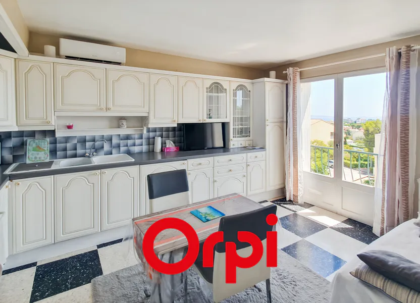 Flat Rue des Orangers in Bandol