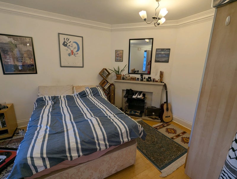 Room Redland Road in Bristol