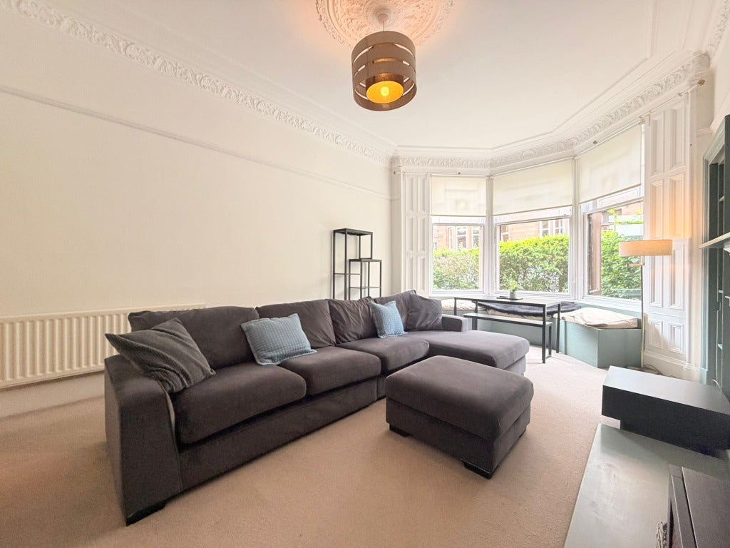 Flat Cranworth Street in Glasgow