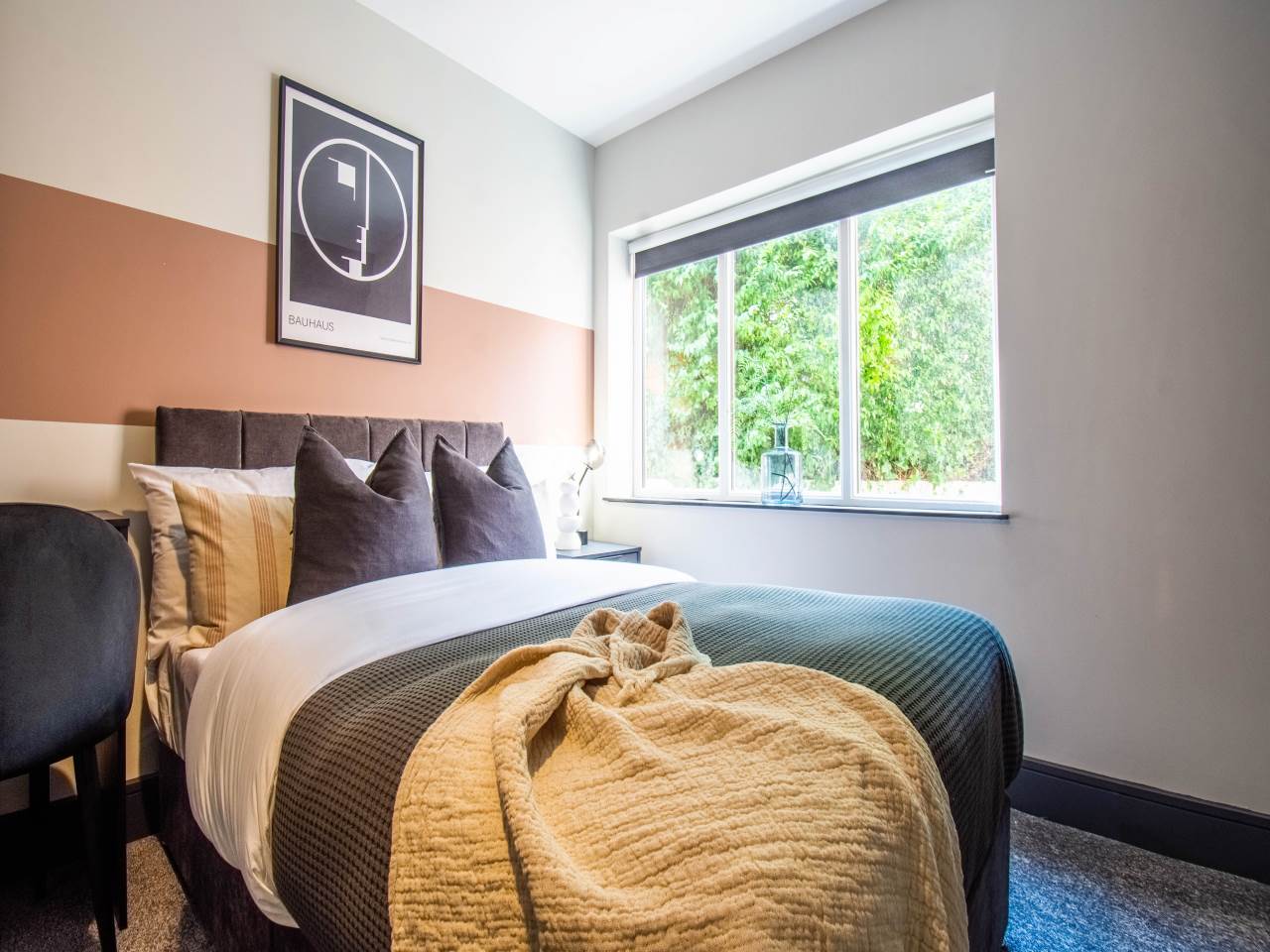 Room Primrose Crescent in Leeds
