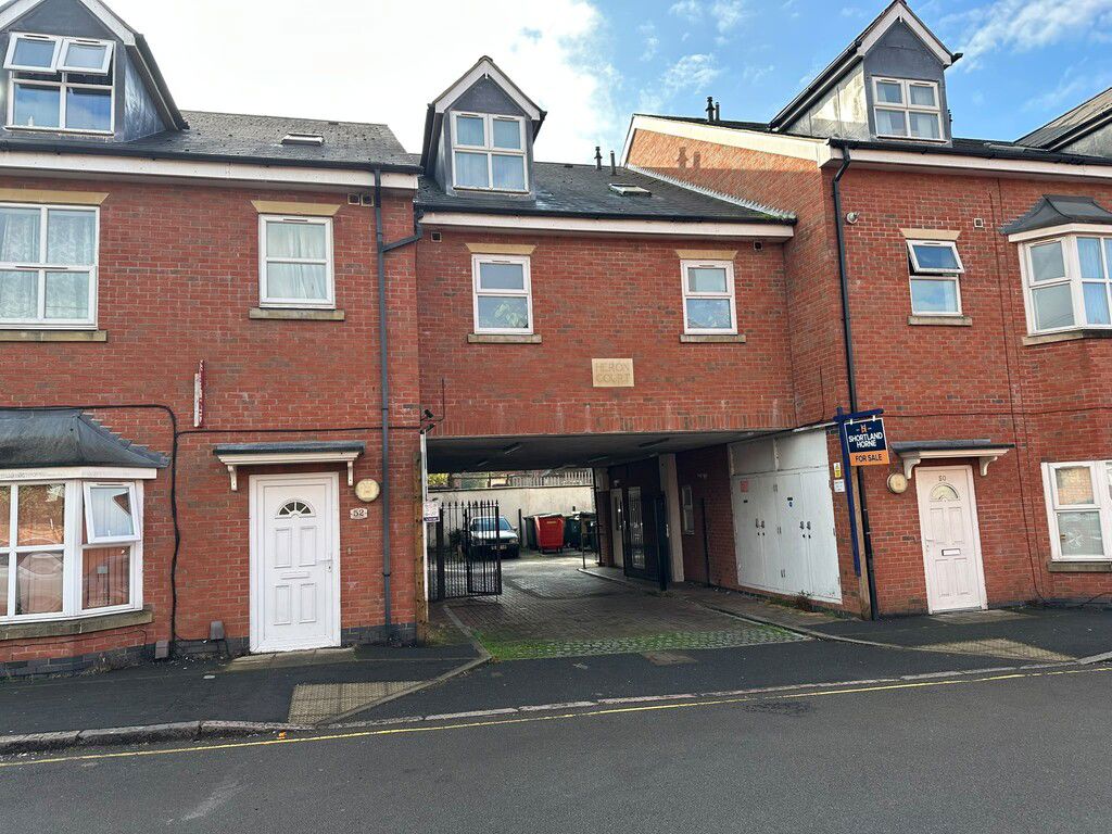 Flat Priory Street in Coventry