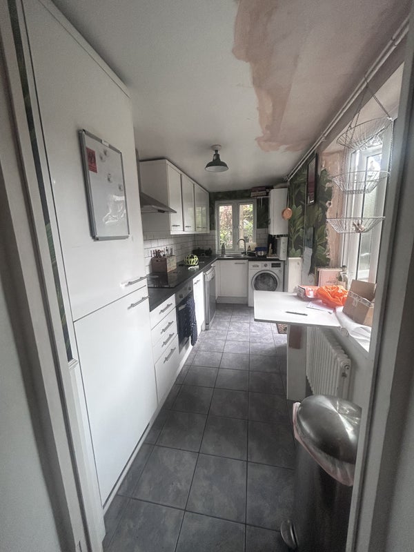 Room King's Grove in Greater London