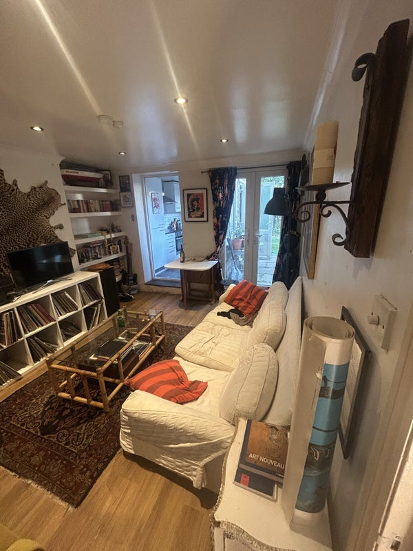 Room King's Grove in Greater London