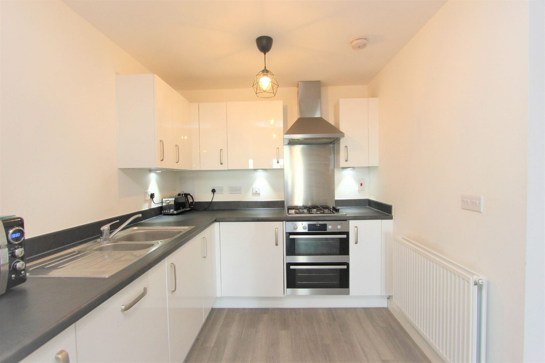 Flat New North Road in Greater London