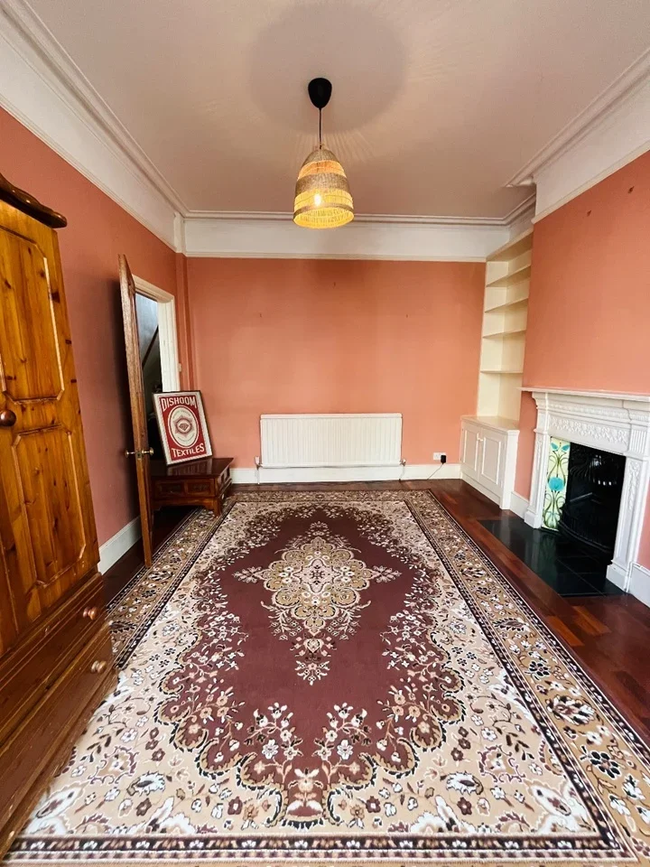Room Greyswood Street in Greater London