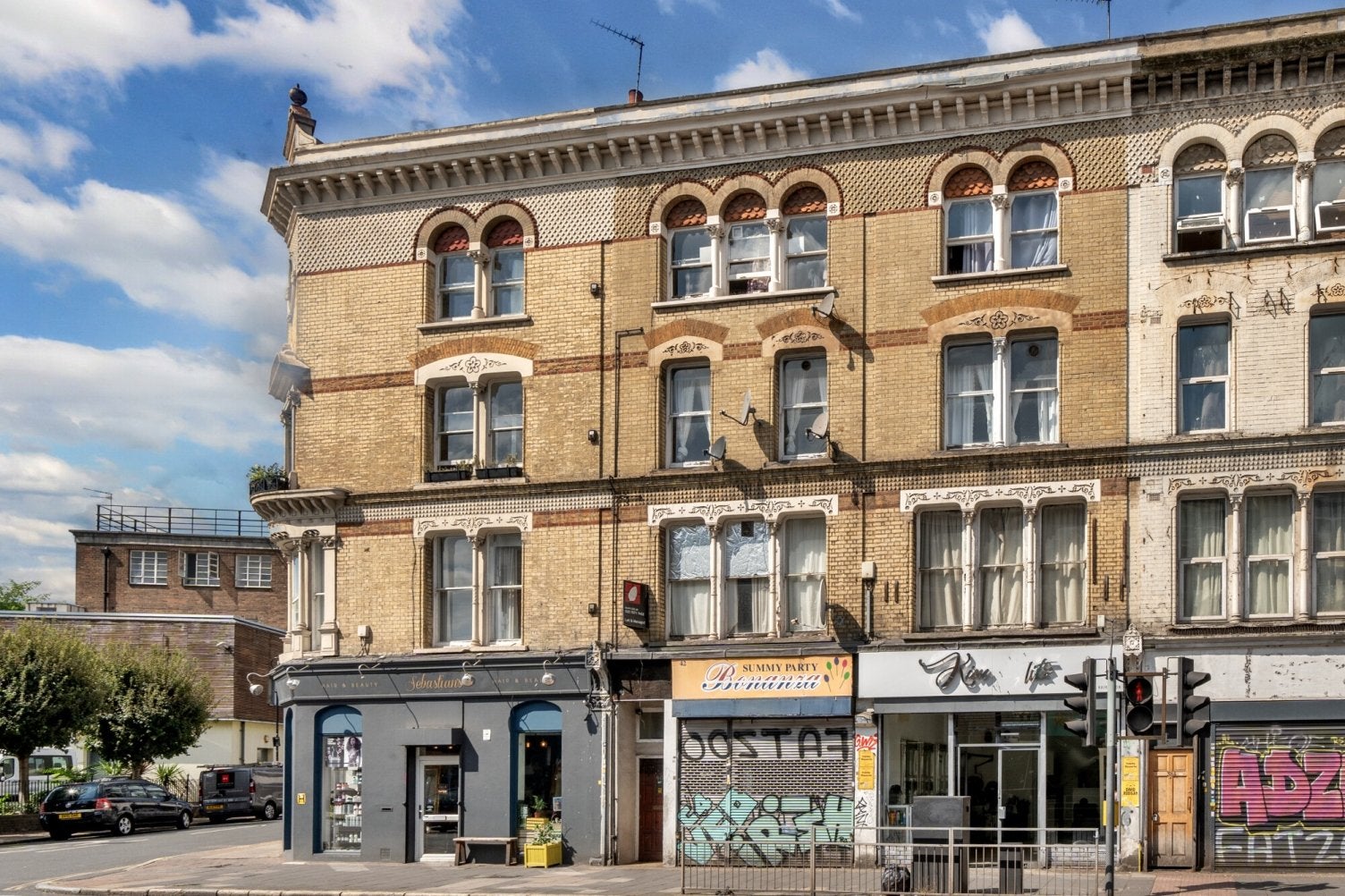 Flat Albany Road in Greater London