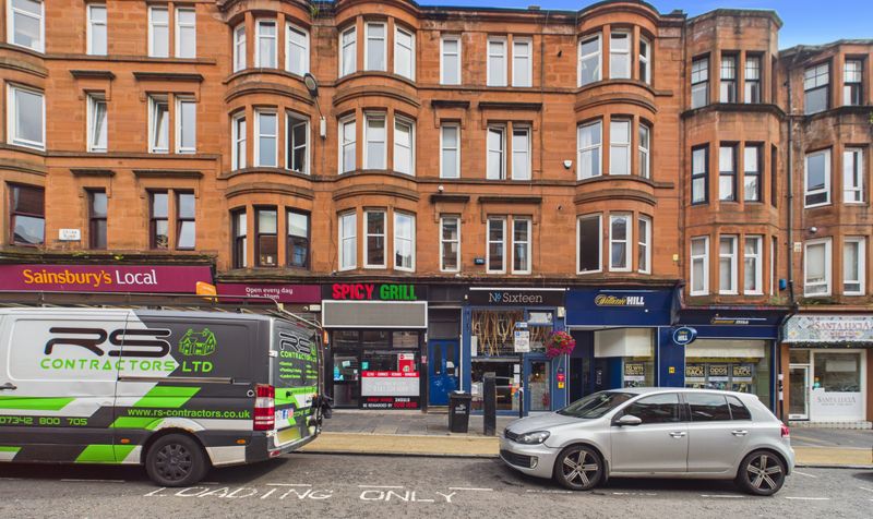Flat Byres Road in Glasgow