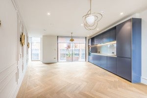 Flat Edith Row in Greater London