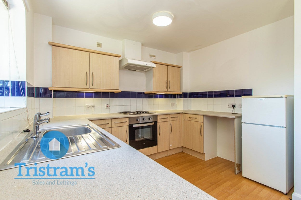 Flat Wollaton Road in Nottingham