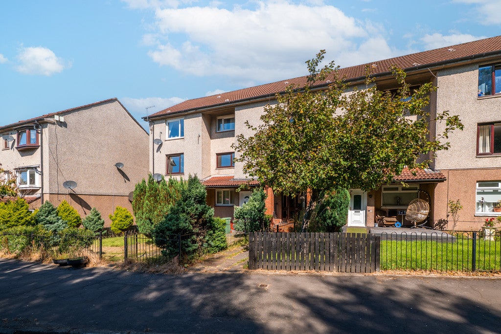 Flat Collree Gardens in Glasgow