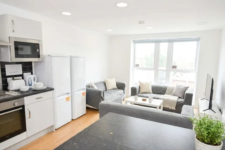 Flat Smithdown Lane in Liverpool