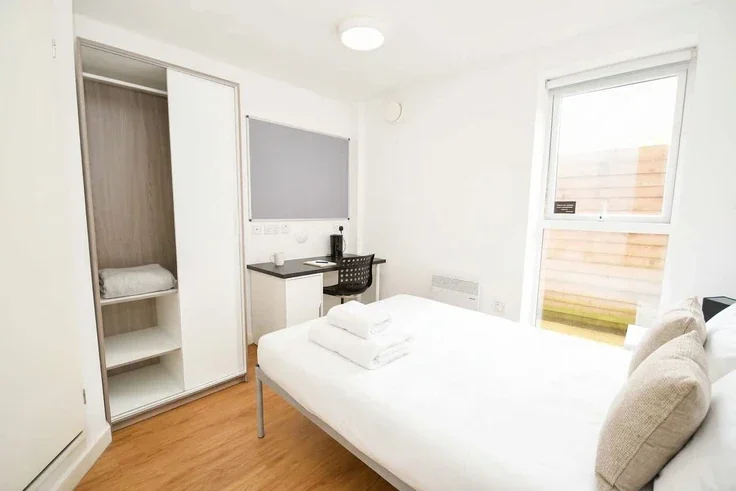 Flat Smithdown Lane in Liverpool